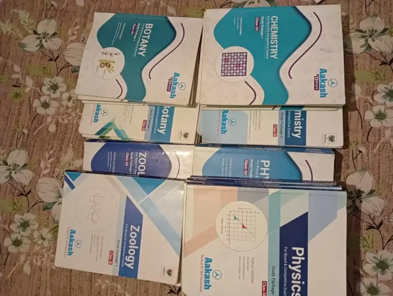 Aakash NEET Study Material 2024 UG-NEET English books